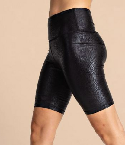 Plus Snake Chintz Biker Shorts in Black