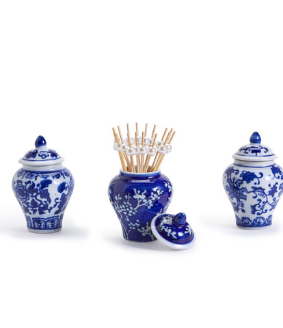 Blue & White Vases Guest Napkins