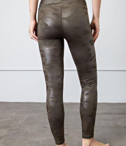 Camo Chintz Full Length Leggings in Olive