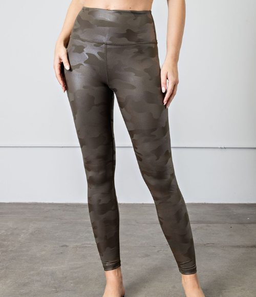 Camo Chintz Full Length Leggings in Olive