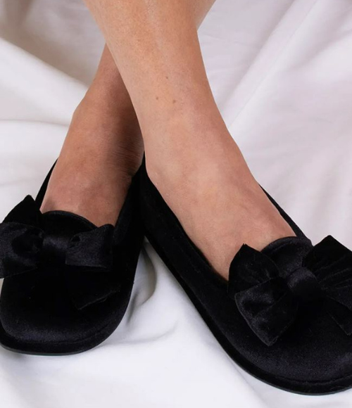 Alissa Black Slippers, Size 6.5/7.5