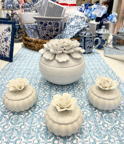 Ceramic Bowl with Flower Lid