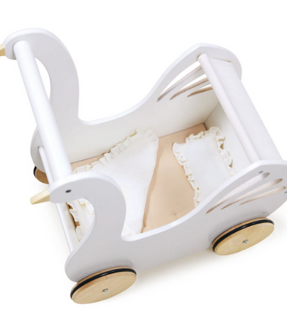 Sweet Swan Pram