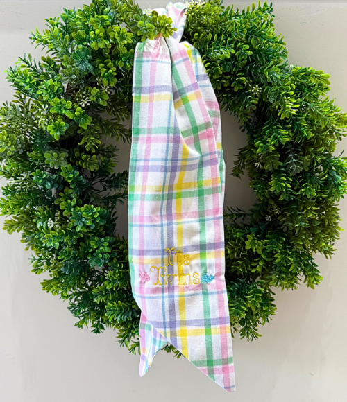 It's Twin's Embroidered Wreath Sashes